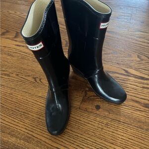 Hunter Kellan Wedge Rain Boots Black Glossy Rubber Mid Calf size 10